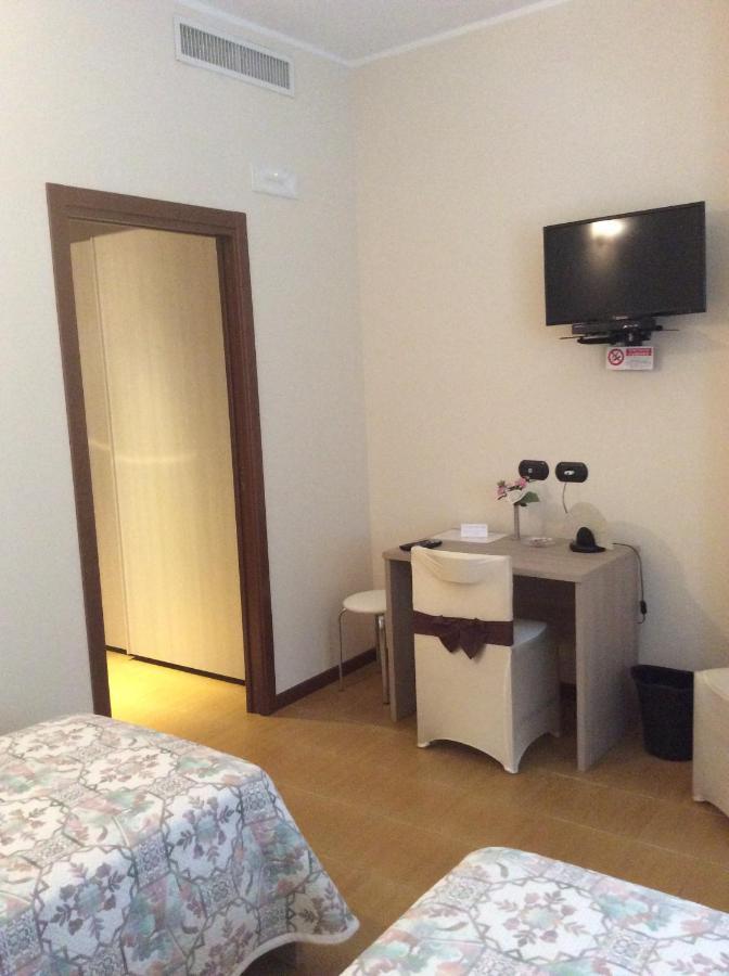 Gozzano B&B Notte Sul Lago المظهر الخارجي الصورة
